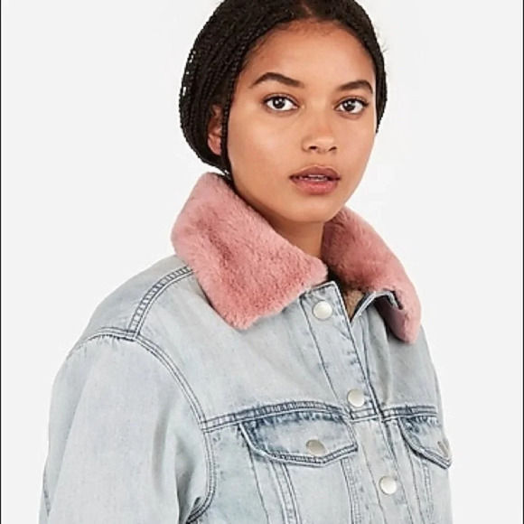 EXPRESS Denim Jacket Pink Faux Fur Collar Sherpa NWT - Picture 2 of 2